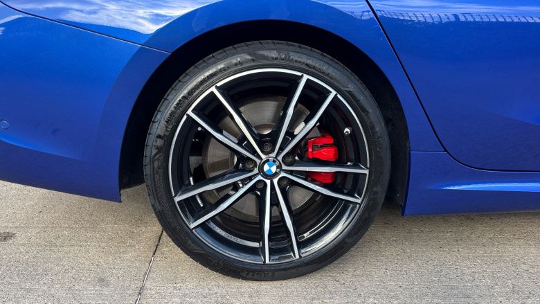 BMW 3 Series 320i M Sport 4dr Step Auto Petrol Saloon